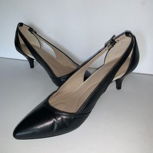 Ellen Tracy Black Tarin Heels